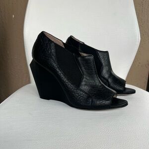 Calvin Klein Collection 8.5 High Wedge Heels Leather